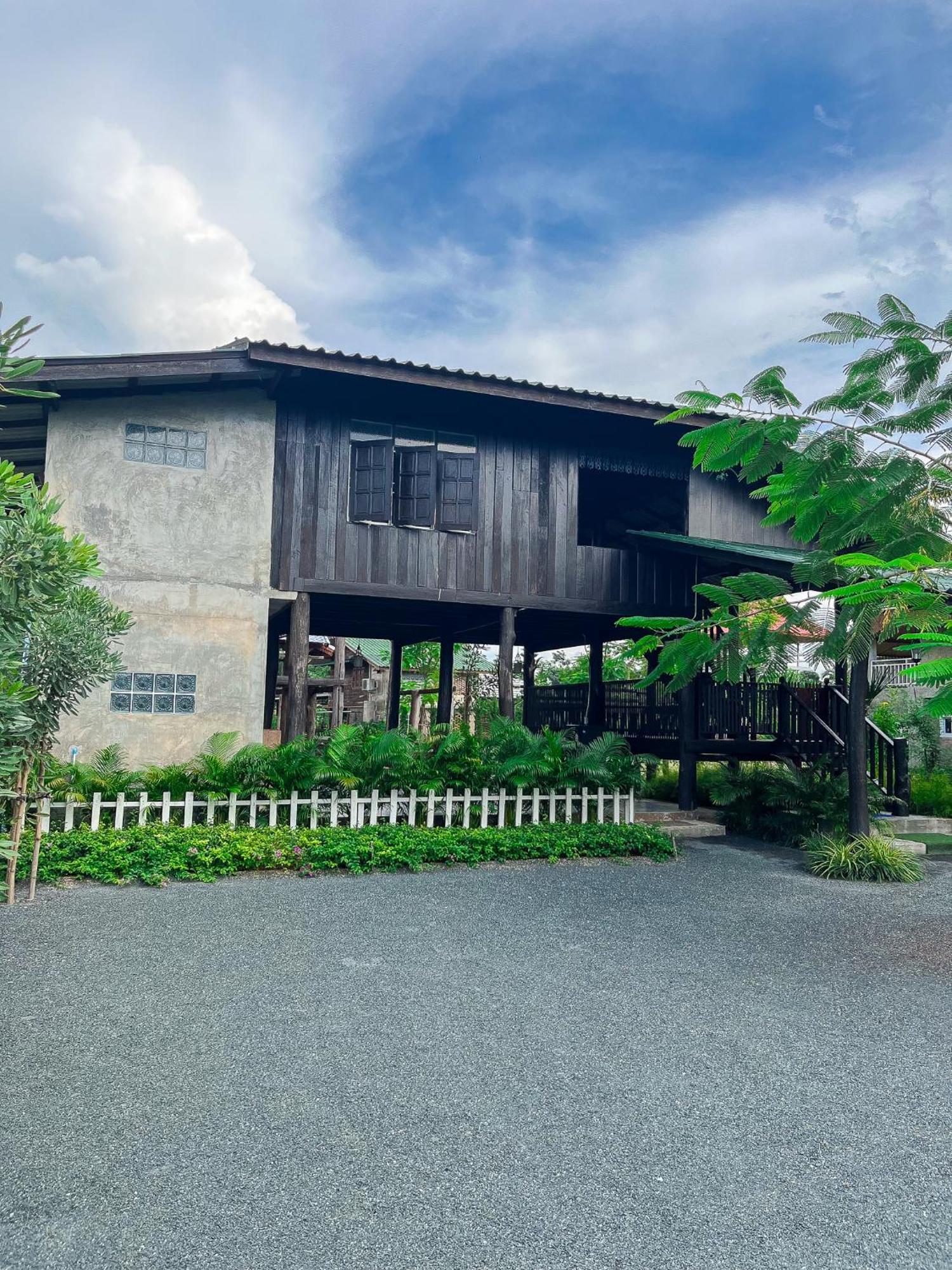 North Pine Forest Homestay บ้านไม้สนโฮมสเตย์ Ban Mae Pong Kültér fotó