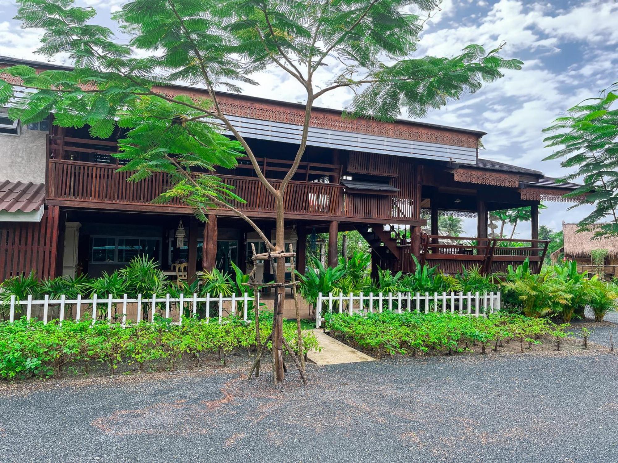 North Pine Forest Homestay บ้านไม้สนโฮมสเตย์ Ban Mae Pong Kültér fotó