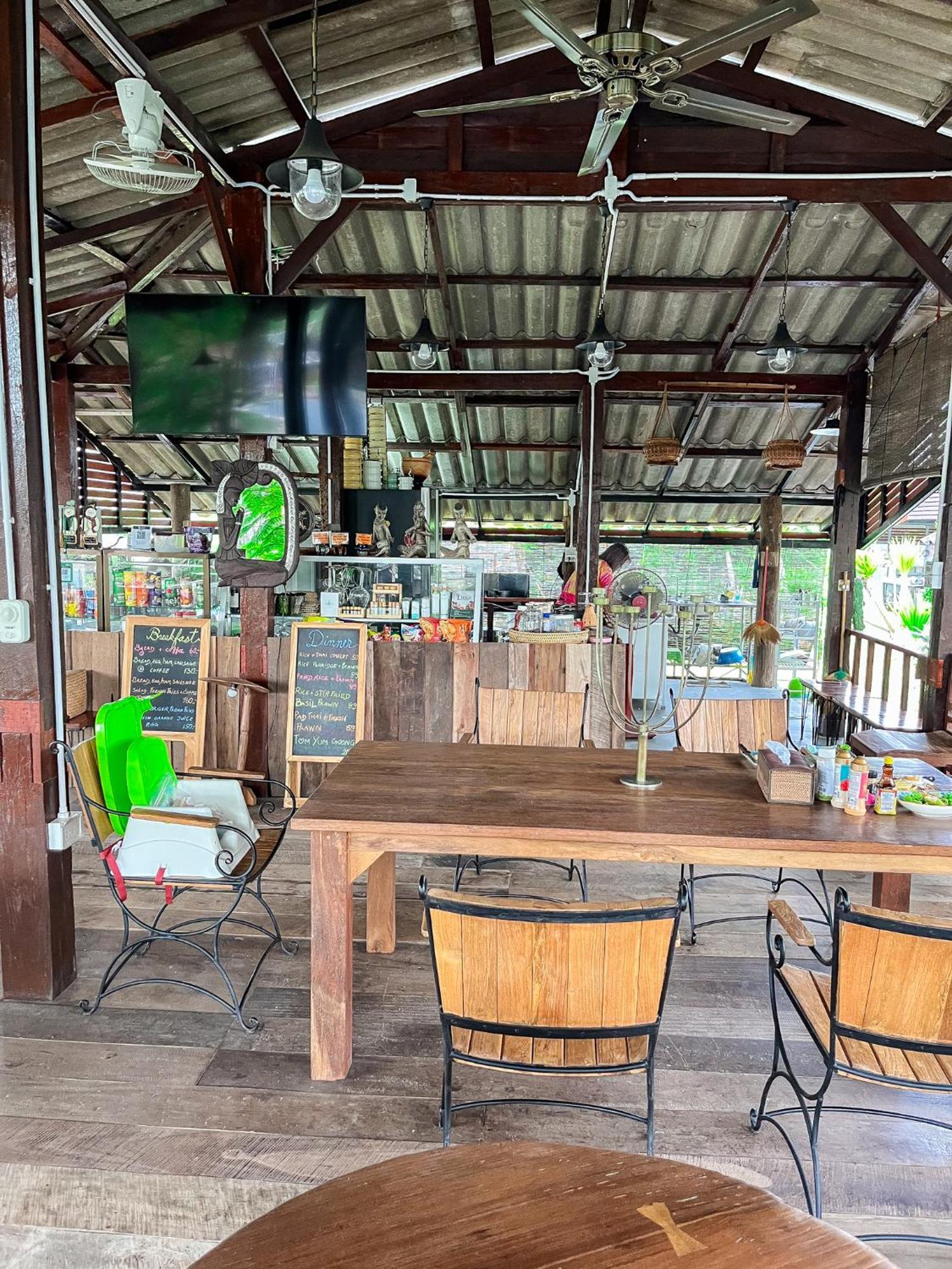 North Pine Forest Homestay บ้านไม้สนโฮมสเตย์ Ban Mae Pong Kültér fotó